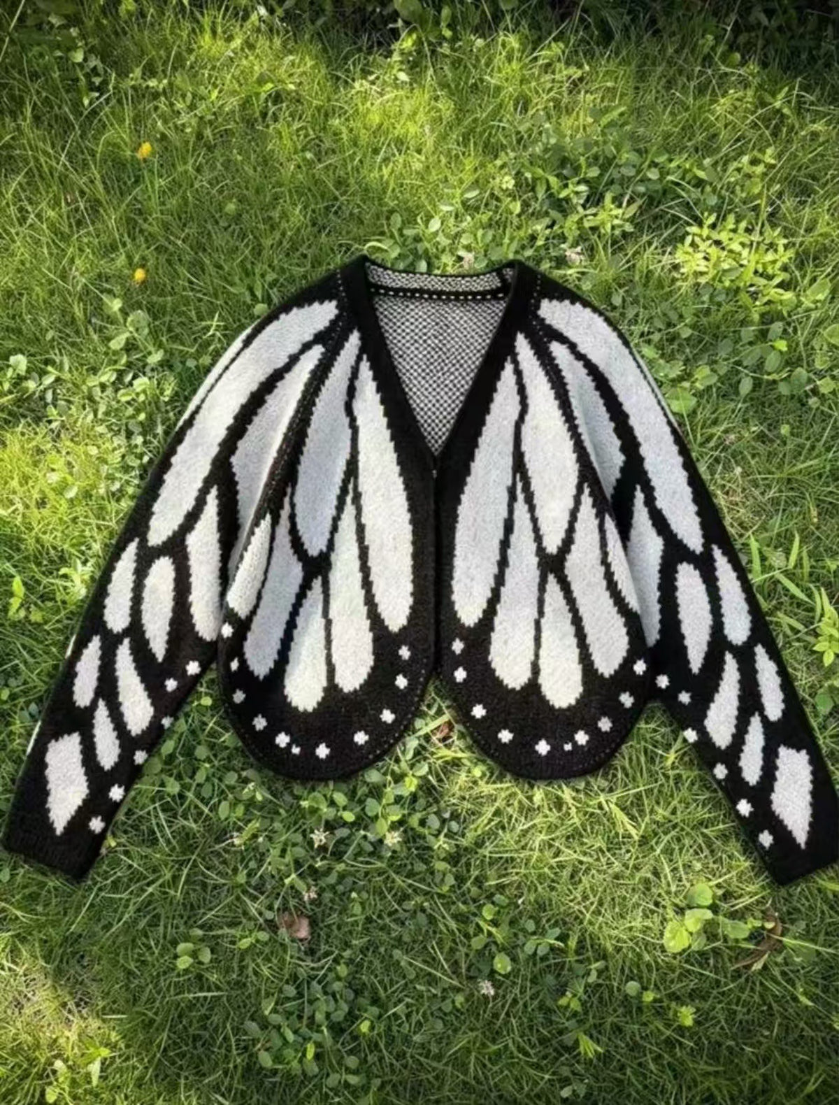 Women's Butterfly Wing Knit Cardigan – Cropped Open-Front Sweater